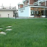Garden 3* Latina