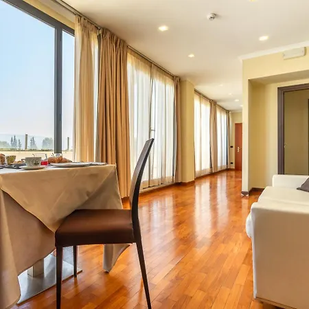 Ξενοδοχείο Garden