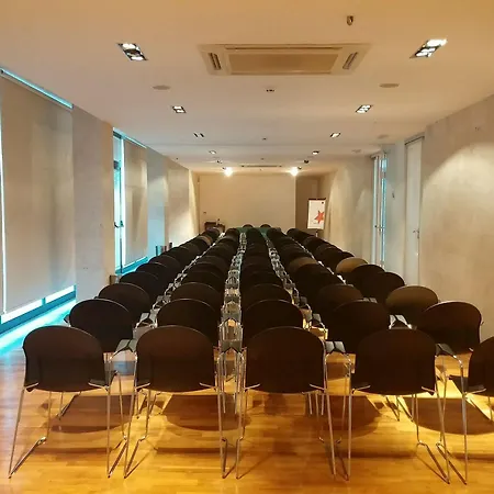 Garden Ξενοδοχείο 3*