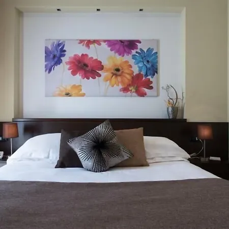 Garden Hotel