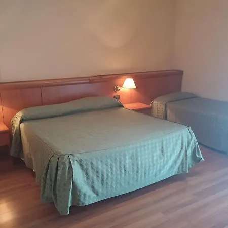 Garden 3* Latina